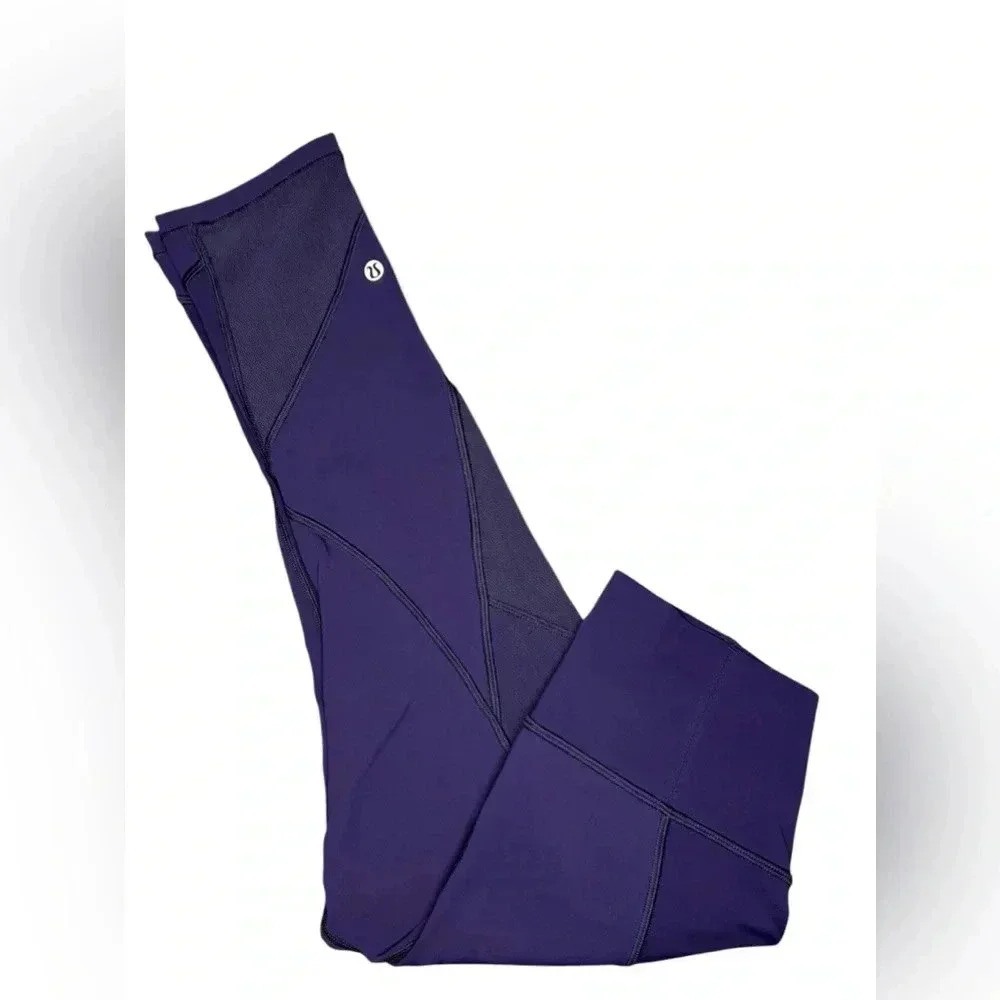 lululemon Fast As Light Crops Size 4